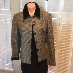 Harold's houndstooth blazer